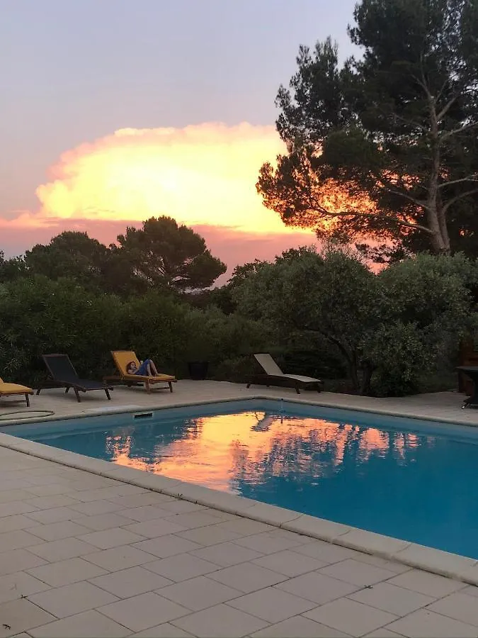 Appel Du Luberon Holiday home Merindol France