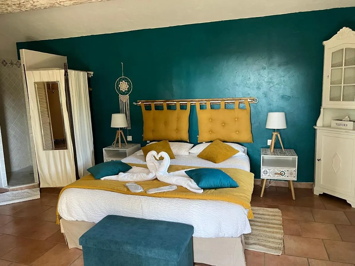 Appel Du Luberon Holiday home Merindol