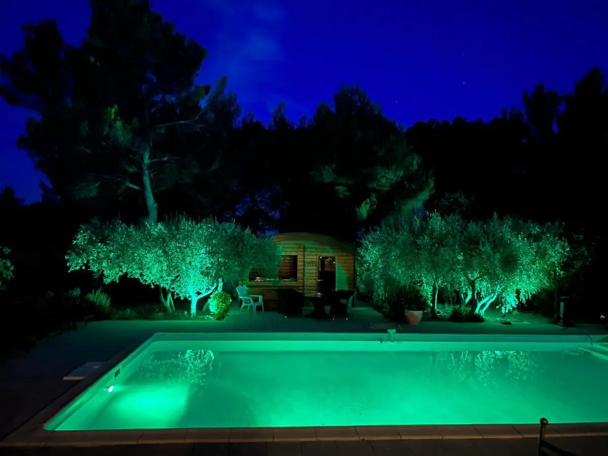 Appel Du Luberon Holiday home Merindol