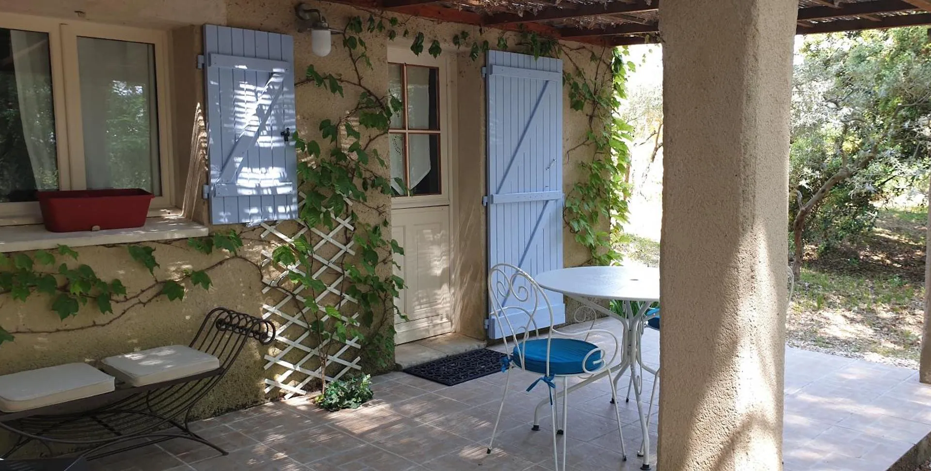 Appel Du Luberon Holiday home Merindol