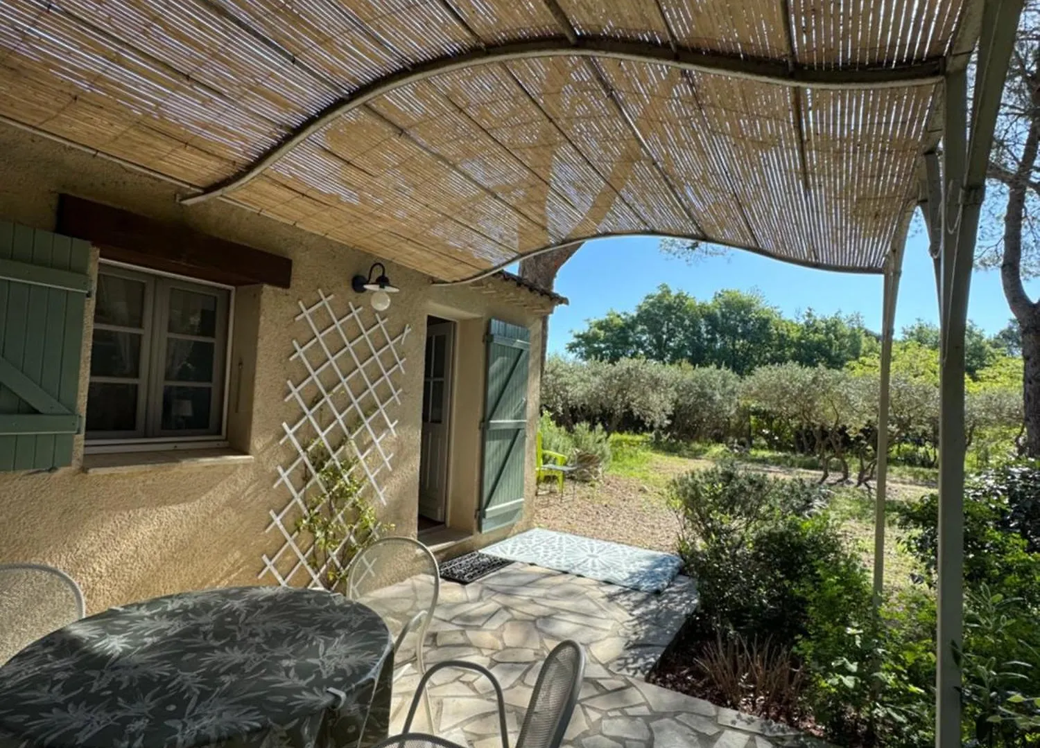 Appel Du Luberon Holiday home Merindol