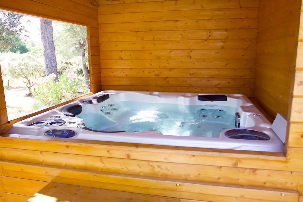 Appel Du Luberon Holiday home Merindol